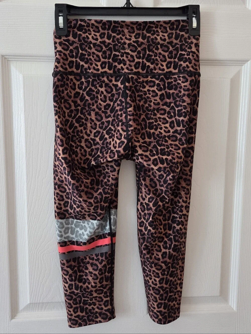 RARE WITH Peloton Real Cheetah Print Capri Leggings Pants Size Small Workout